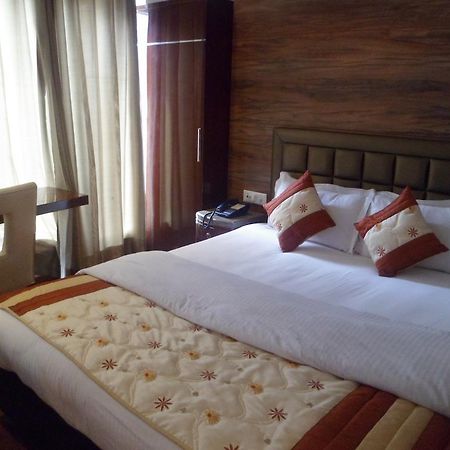 Hotel Cabana @ Pahar Ganj Нью-Дели Экстерьер фото