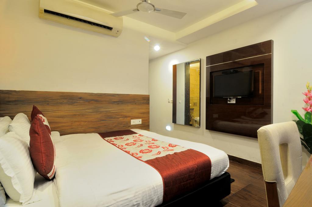 Hotel Cabana @ Pahar Ganj Нью-Дели Экстерьер фото