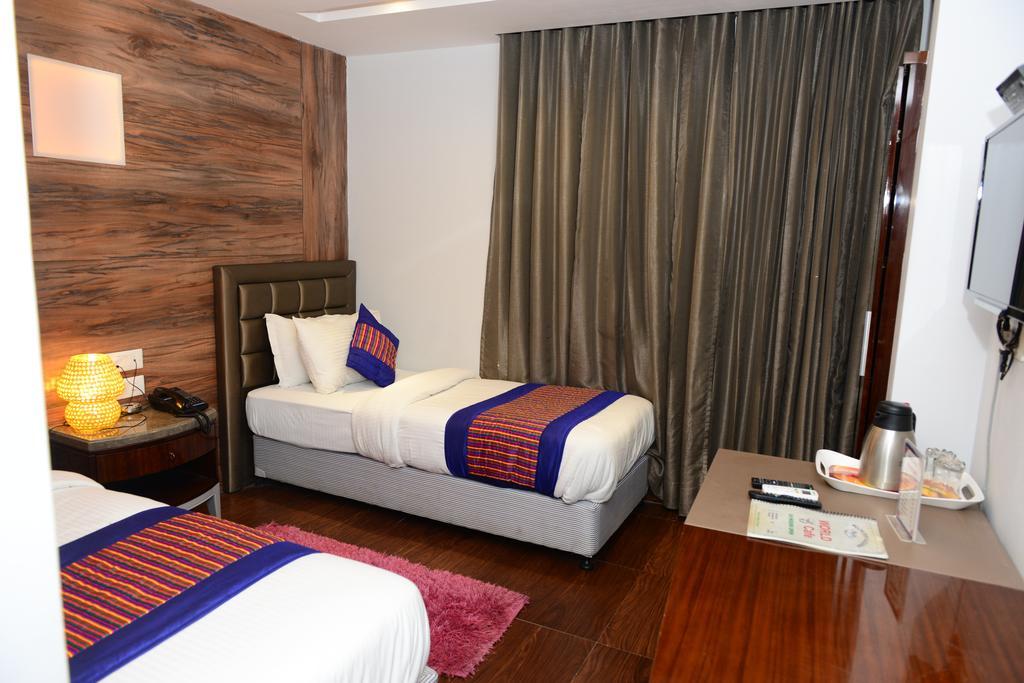 Hotel Cabana @ Pahar Ganj Нью-Дели Экстерьер фото