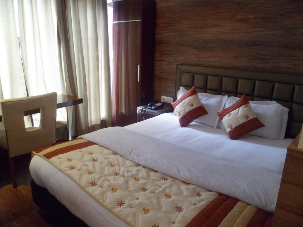 Hotel Cabana @ Pahar Ganj Нью-Дели Экстерьер фото