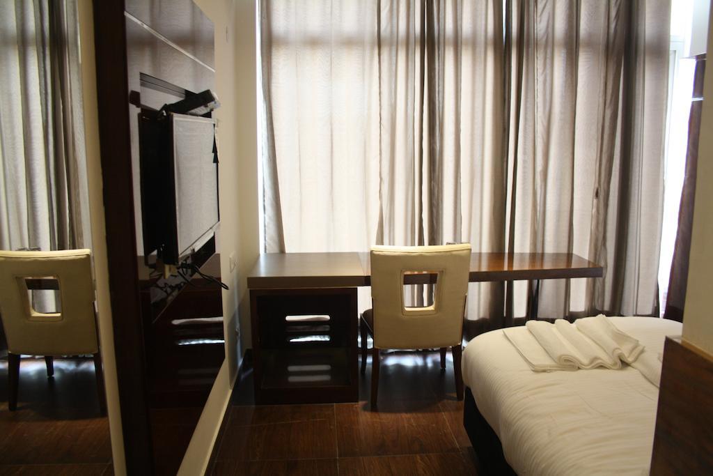 Hotel Cabana @ Pahar Ganj Нью-Дели Номер фото