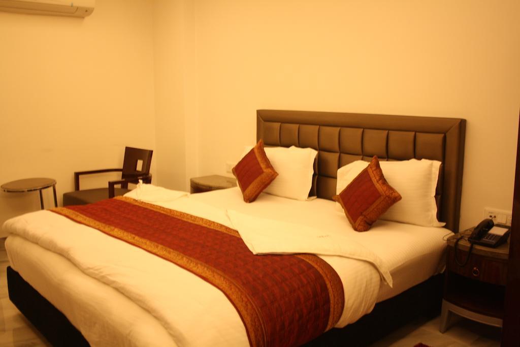 Hotel Cabana @ Pahar Ganj Нью-Дели Экстерьер фото